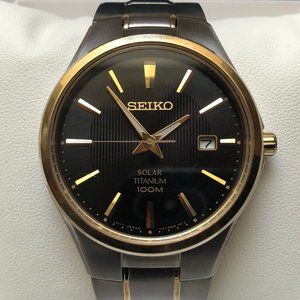 Titanium Seiko Solar Men's Watch with Full Titanium Bracelet SNE382